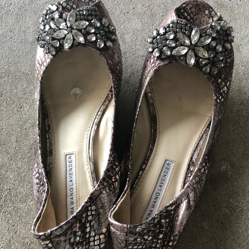 Vera Wang Lavender shoes - size 7 - runs small